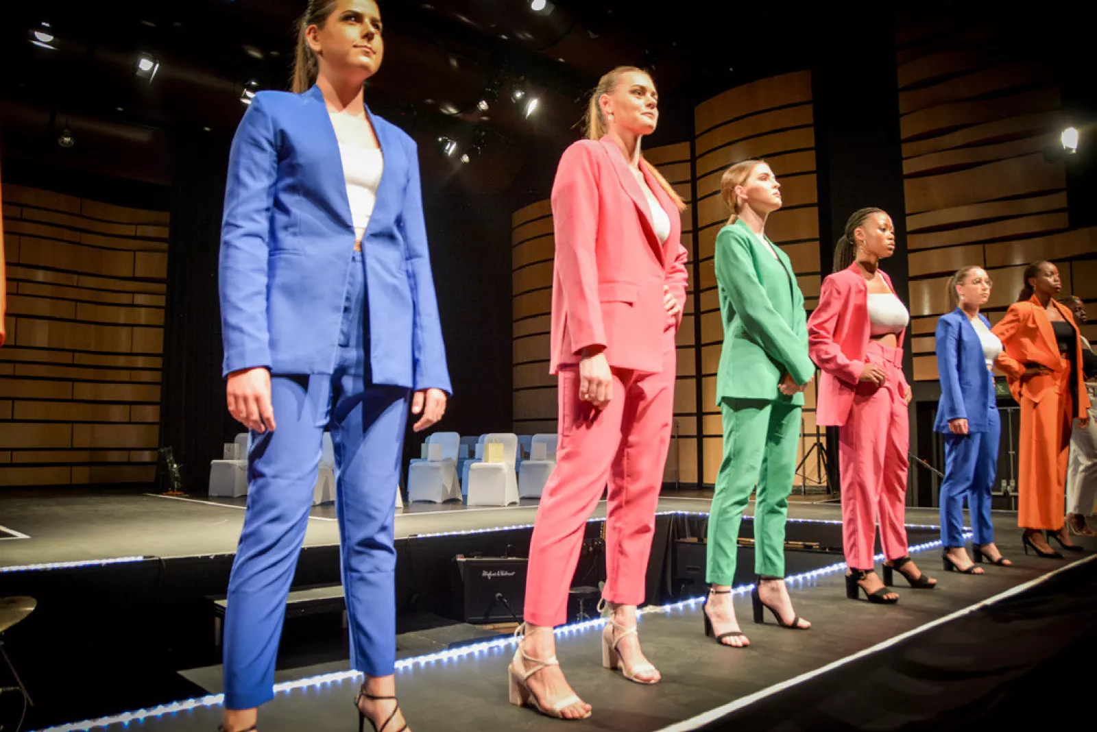 Unconventional fashion 7 October