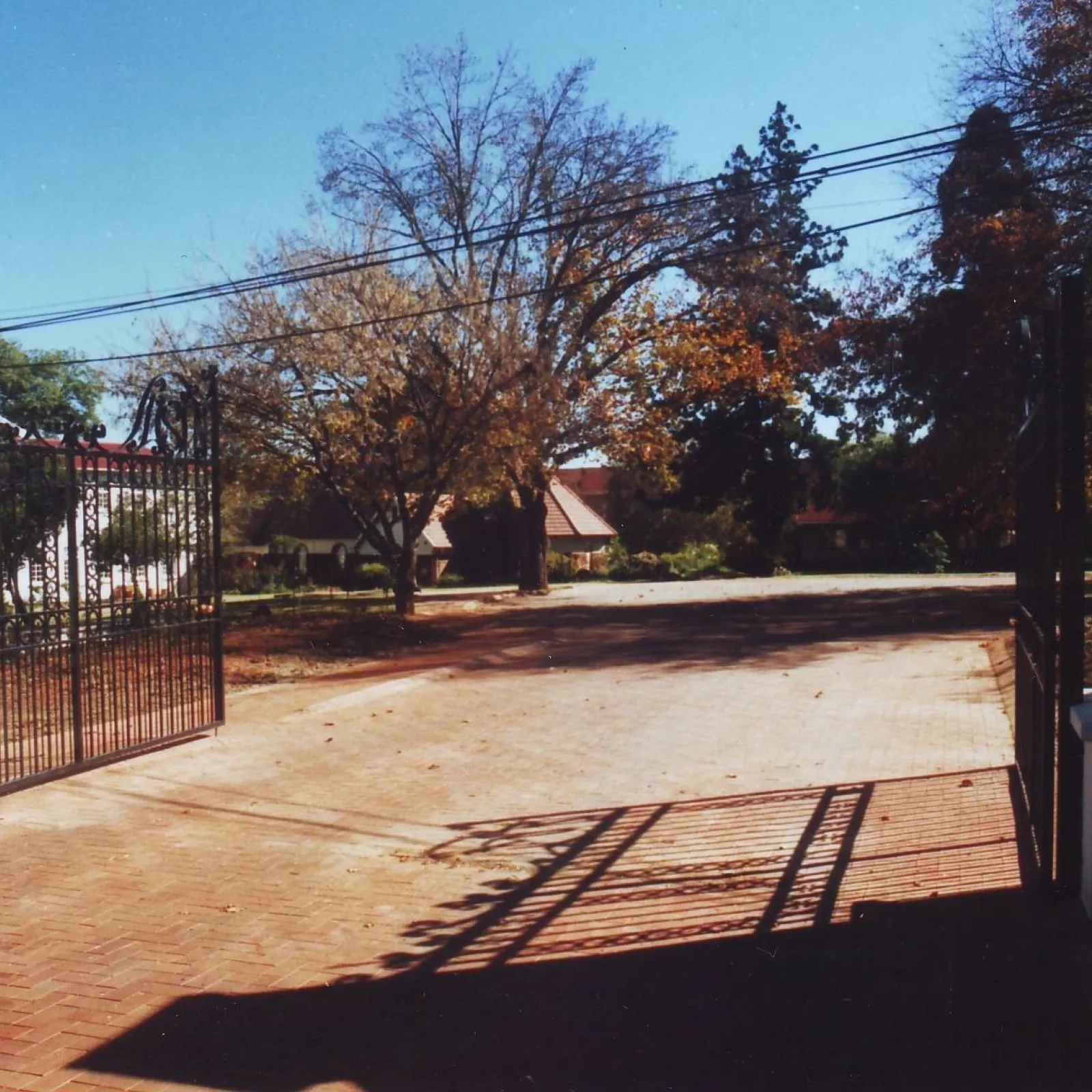 Diemont drive is built with the entrance on athol street