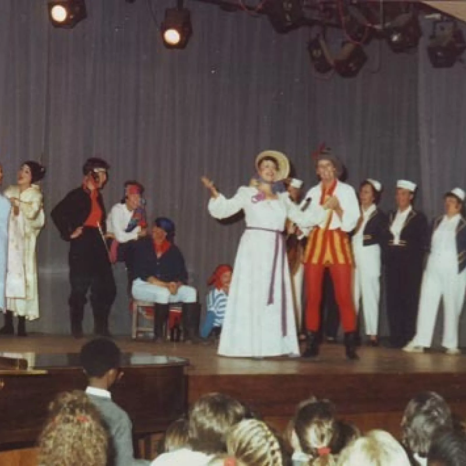 Happy days Y a staff performance