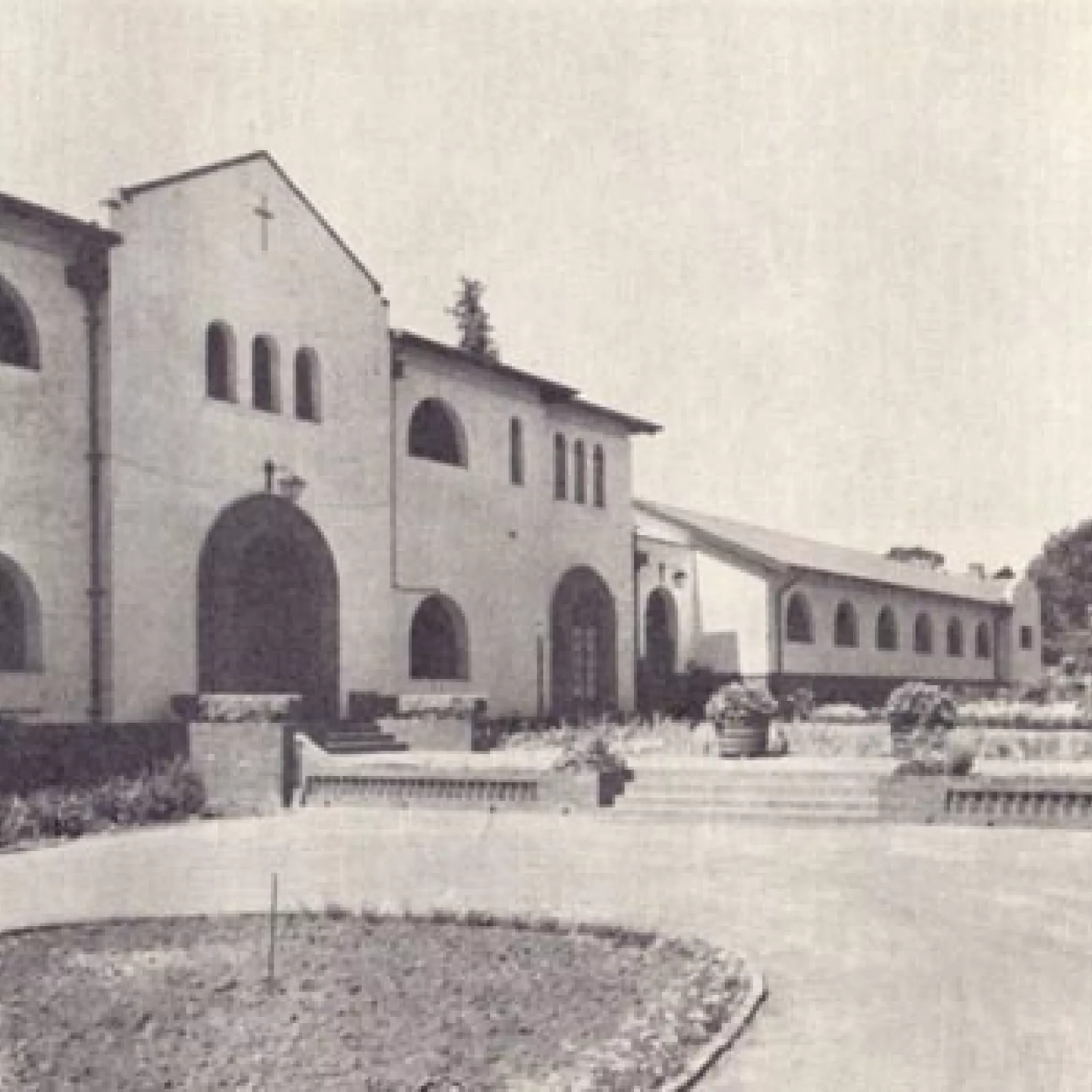 The wing before it acquires an upper storey