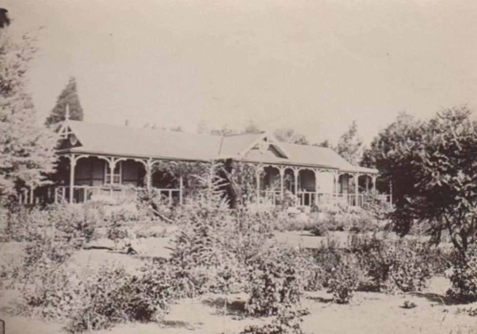 Mrs hoffe Ys house Y a temporary boarding house