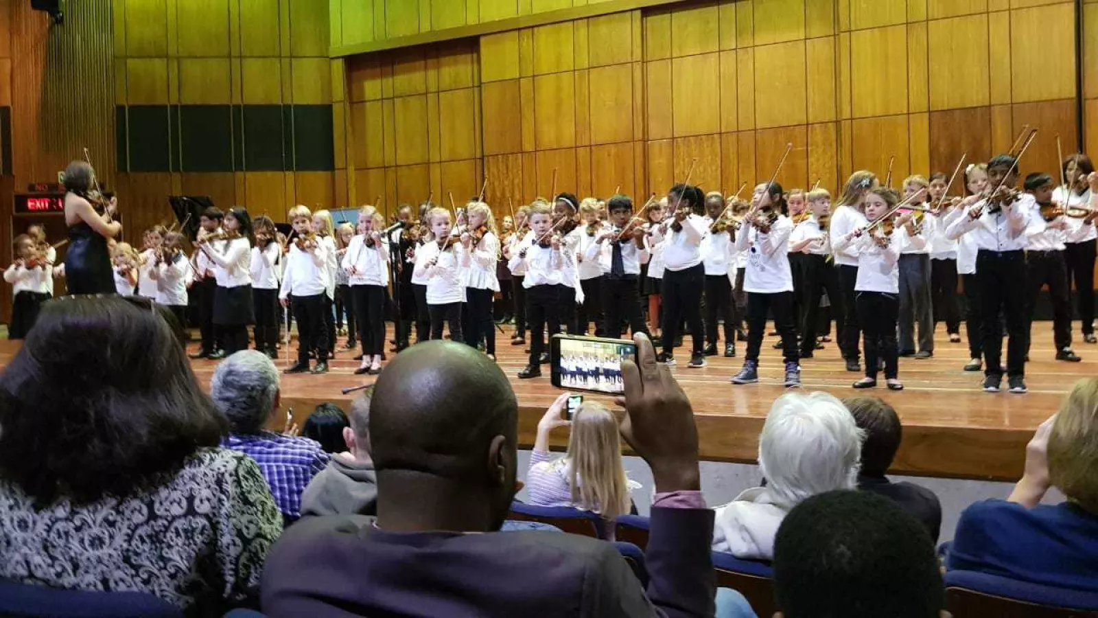 2018 JS Singing Sistas 1