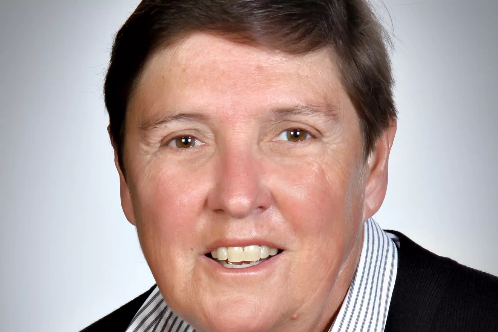 Ros Howell smaller version