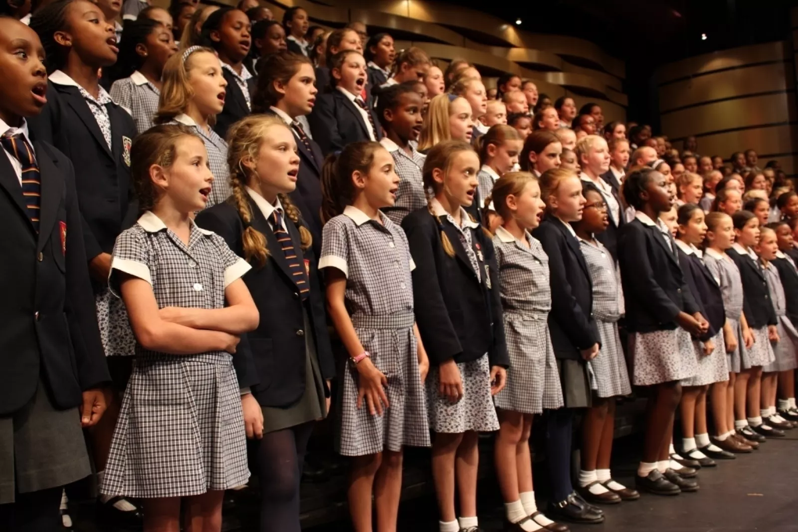 2017 JS Singing Sistas 1