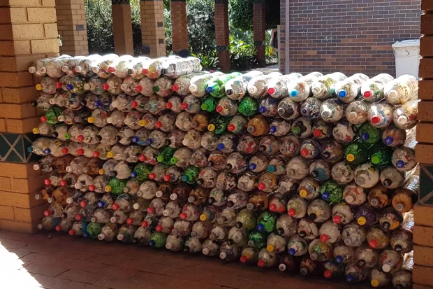 Eco brick wall 4032 3024 99