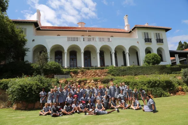 Group photo infront of Villa Arcadia